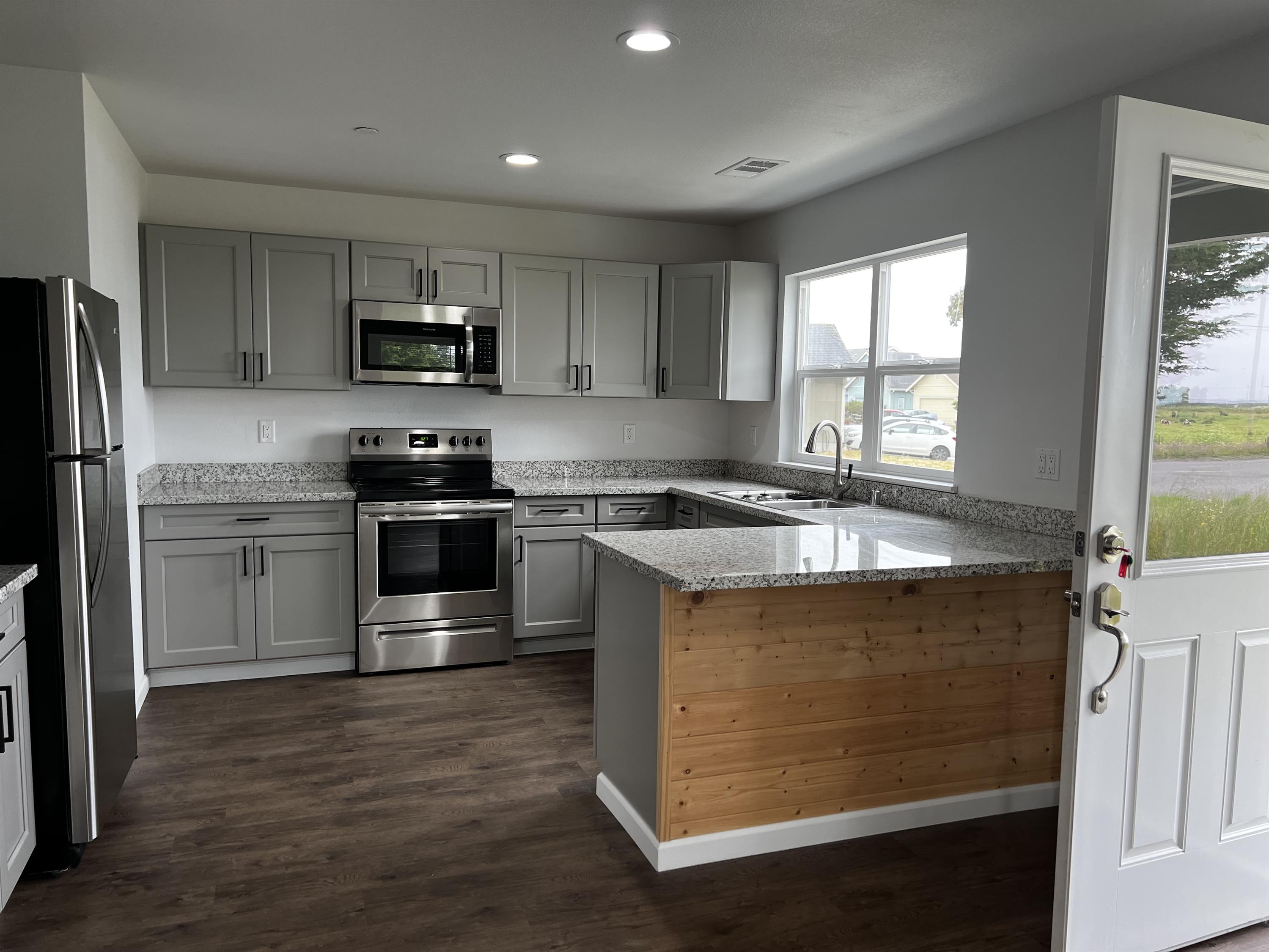 2376 Karen Court - 3
